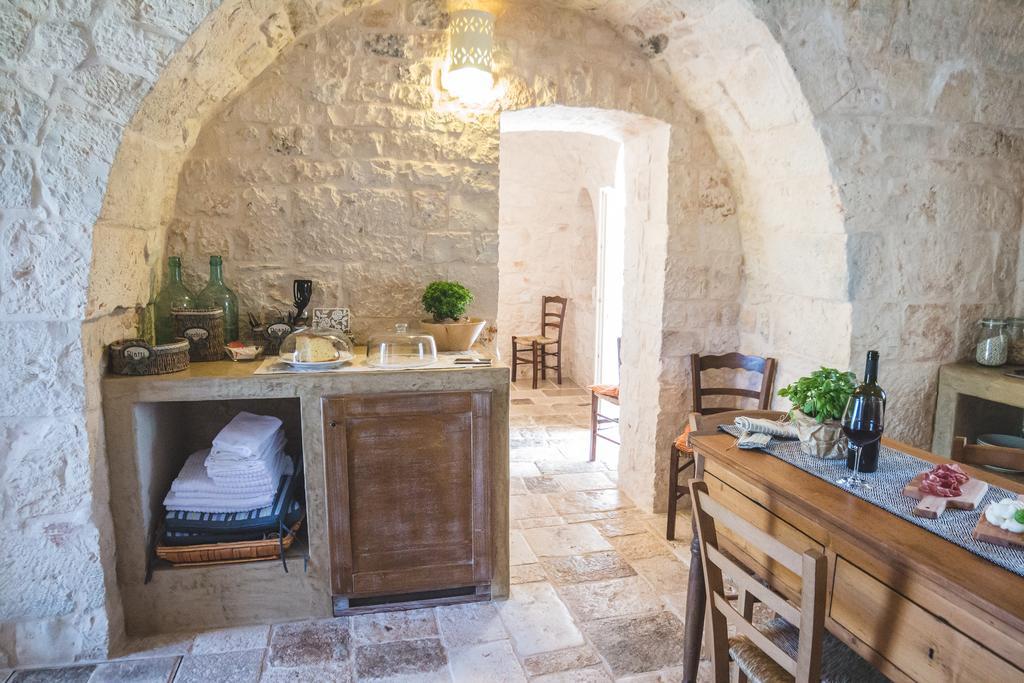 Borgo Sardedda Suites Locorotondo Ngoại thất bức ảnh